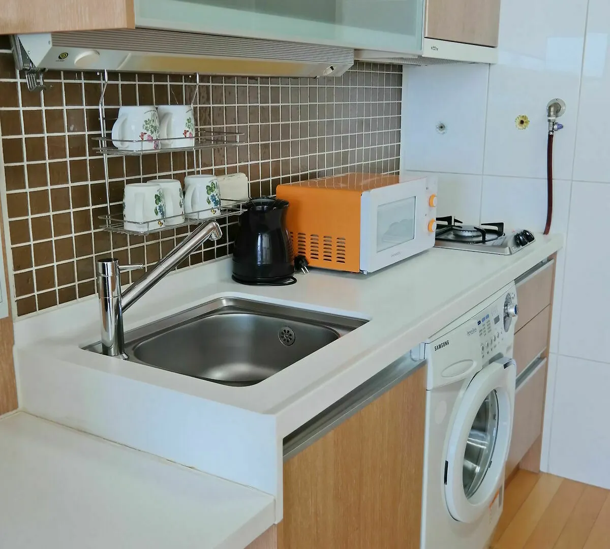 Crown House Guest House Incheon 2*,  South Korea