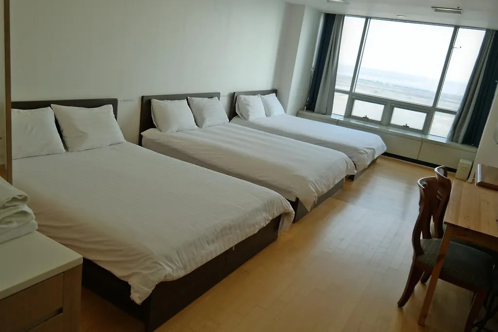 Crown House Guest House Incheon