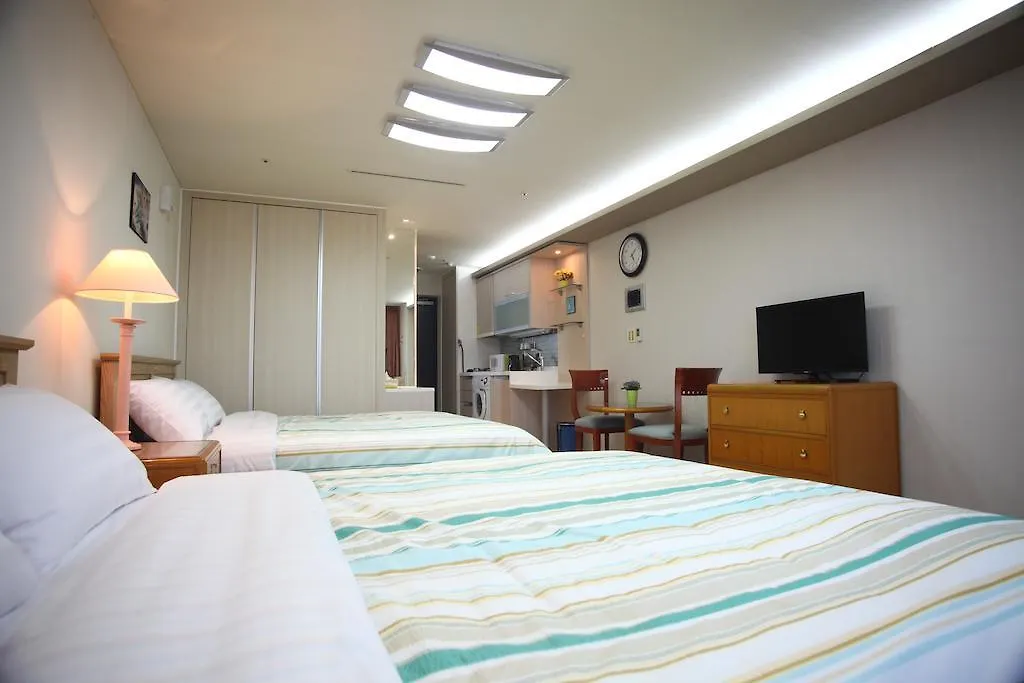 Crown House Guest House Incheon