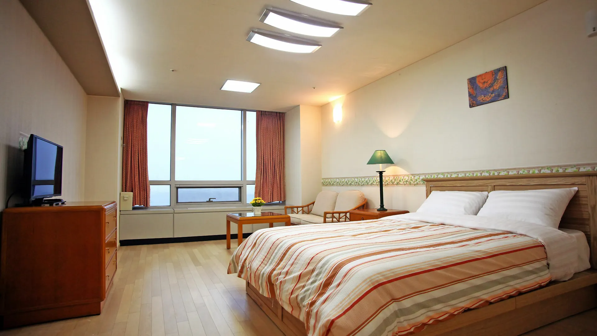 Crown House Guest House Incheon South Korea